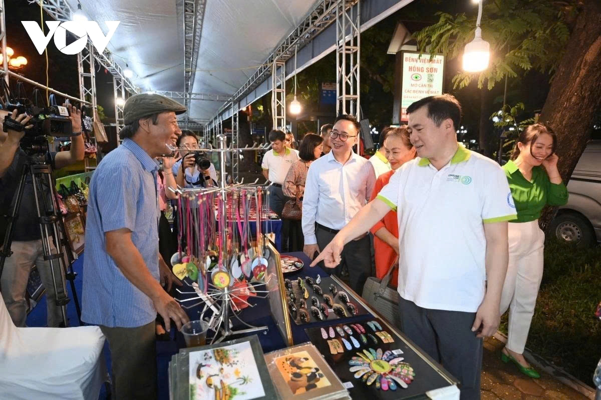 Hanoi exhibition promotes sustainable production and consumption trend